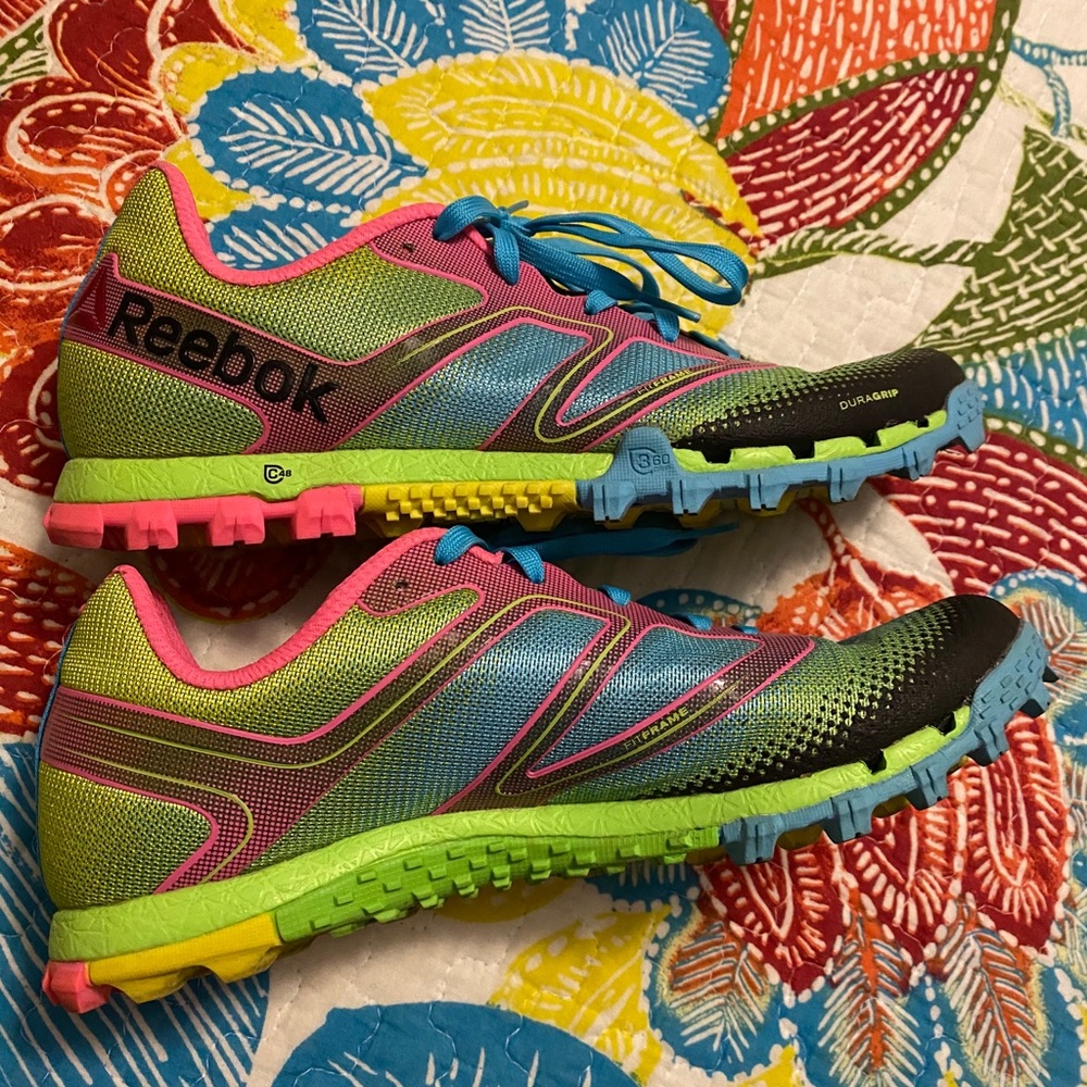 Reebok H2ODrain Trail shoes size 8 like new